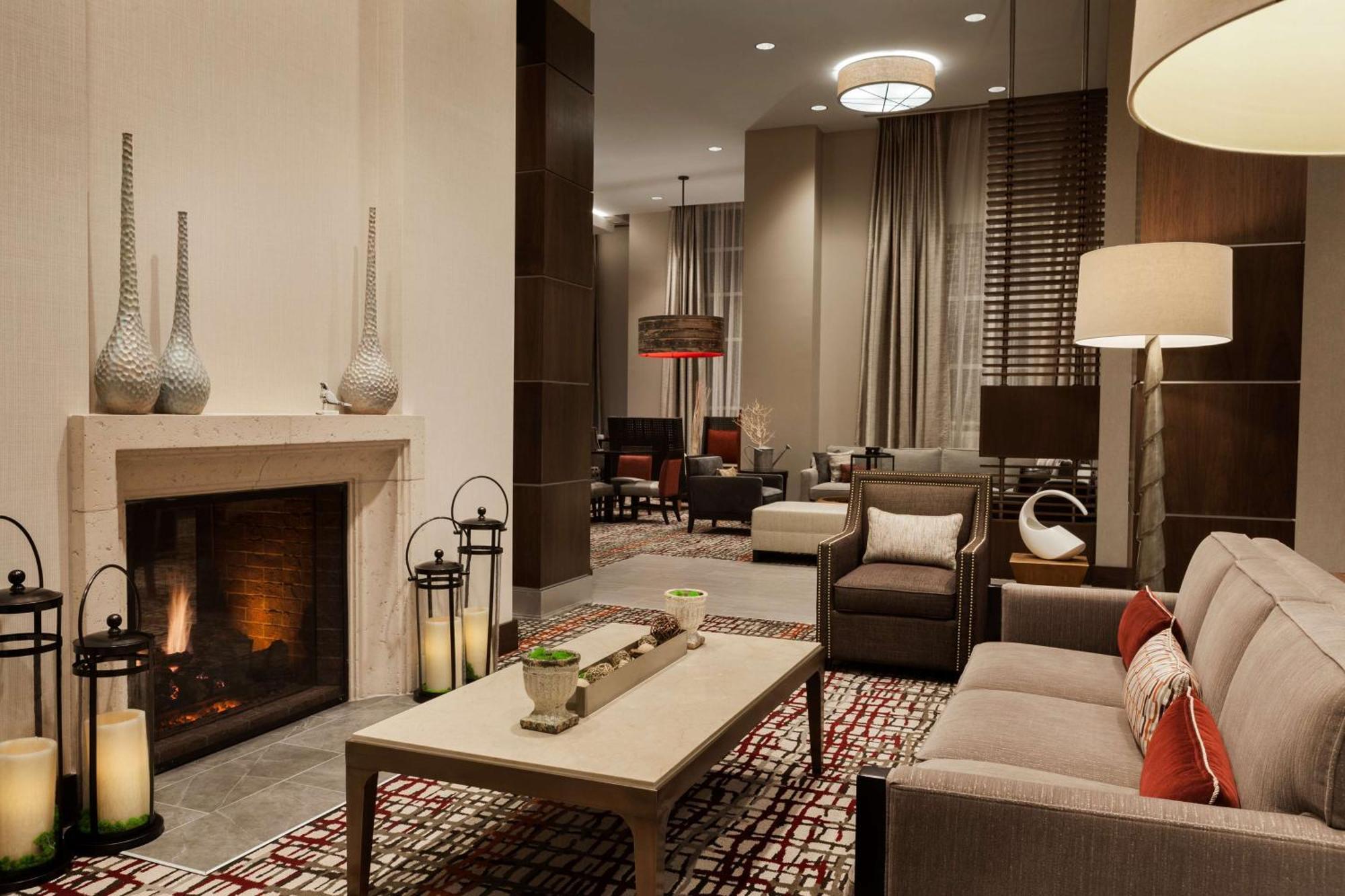 Hilton Garden Inn Charlotte Southpark Dış mekan fotoğraf