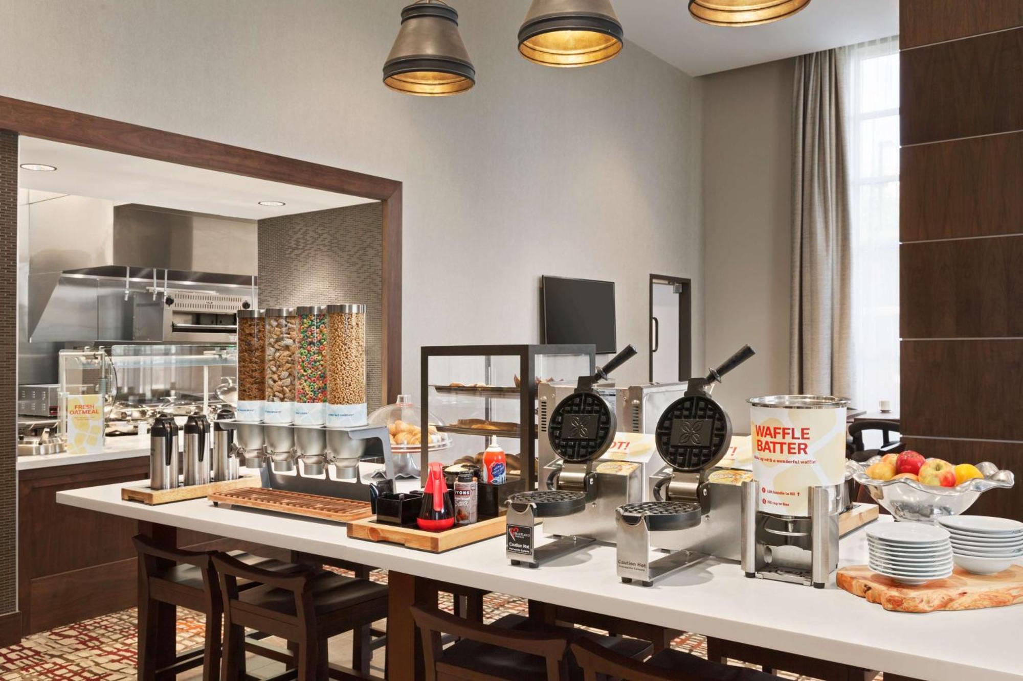 Hilton Garden Inn Charlotte Southpark Dış mekan fotoğraf