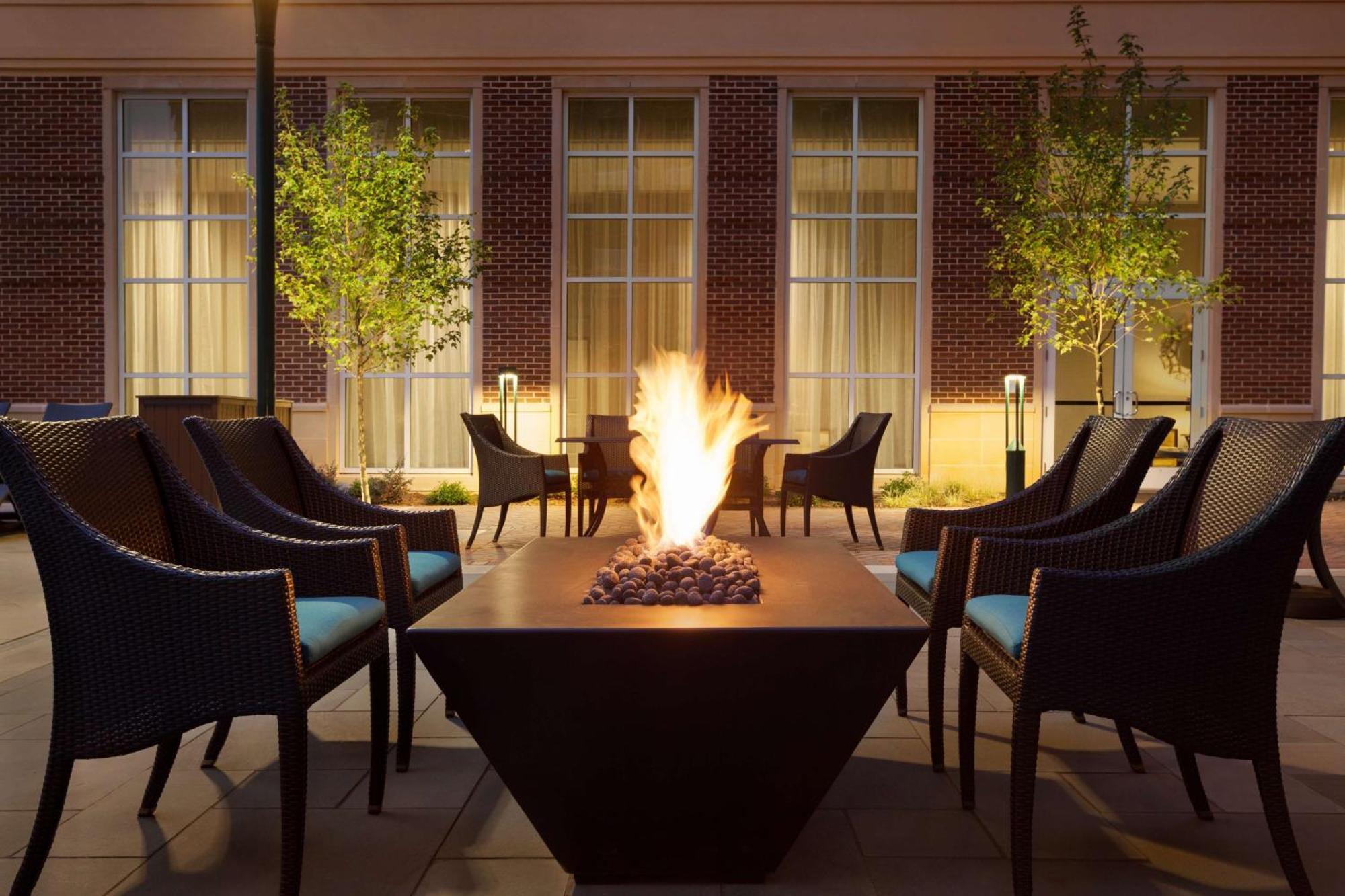Hilton Garden Inn Charlotte Southpark Dış mekan fotoğraf